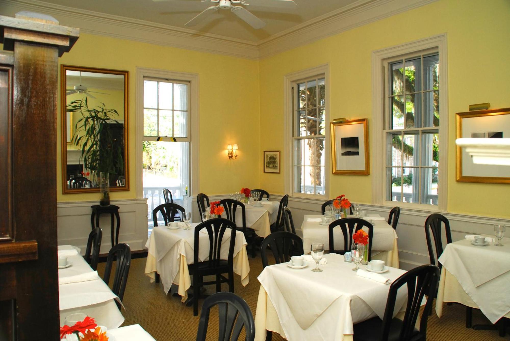 Bed and Breakfast Rhett House à Beaufort Restaurant photo